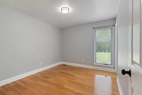 Bedroom - 3791 Sylvia Rd, Dickson, TN 37055 photo 3 of 5