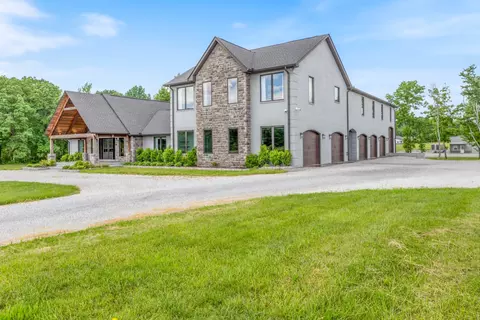 Exterior - 3791 Sylvia Rd, Dickson, TN 37055 photo 5 of 14