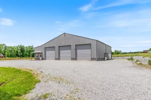 Exterior - 3791 Sylvia Rd, Dickson, TN 37055 photo 12 of 14