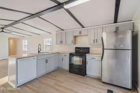 817 Vanessa Way, Heiskell, TN 37754