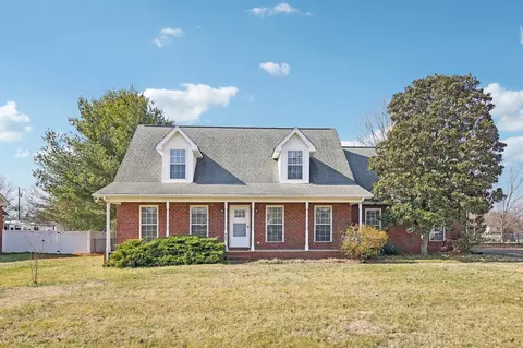 905 Hogan Dr, Murfreesboro, TN 37128