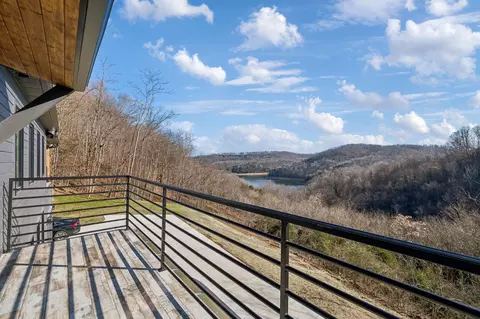 921 Blackberry Ridge Way, Smithville, TN 37166