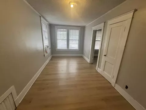 Living - 2012 Carnes Ave, Memphis, TN 38114 photo 4 of 6