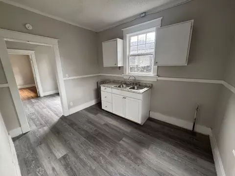 Kitchen - 2012 Carnes Ave, Memphis, TN 38114 photo 1 of 6