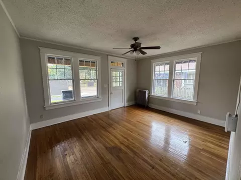 Living - 2012 Carnes Ave, Memphis, TN 38114 photo 2 of 6