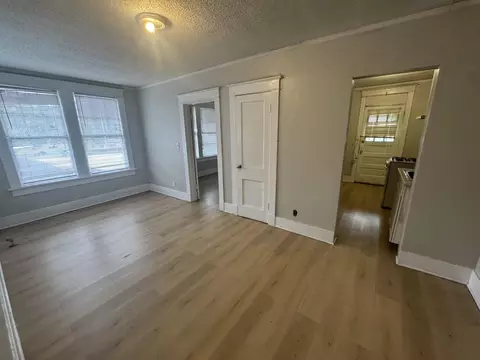 Living - 2012 Carnes Ave, Memphis, TN 38114 photo 5 of 6