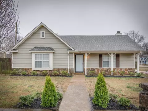 4551 Waverly Farms Rd, Millington, TN 38053
