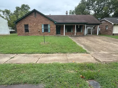 5773 Willow Springs Dr, Millington, TN 38053