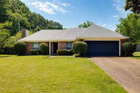 4869 Walden Glen St, Memphis, TN 38128