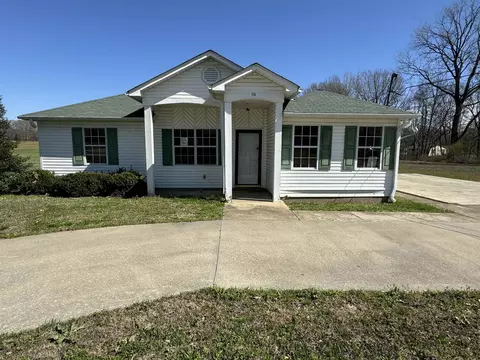 174 Latham Ln, Henning, TN 38041