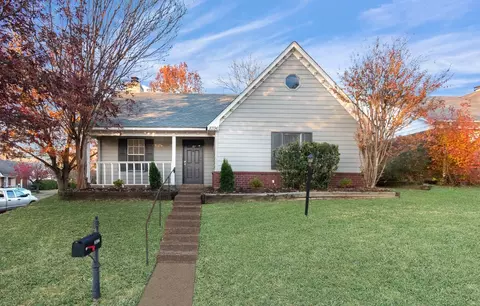 8396 Honey Dr, Cordova, TN 38016