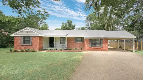 6762 Tommie Ln, Millington, TN 38053