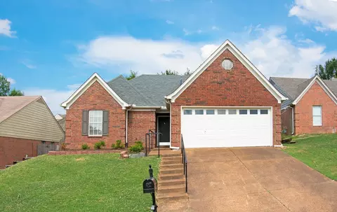 2174 Rocky Stream Dr, Cordova, TN 38016
