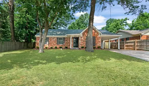 3647 Hanna Dr, Memphis, TN 38128