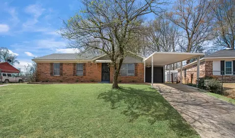 4569 Sunvalley Dr, Memphis, TN 38109