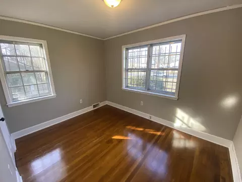 2069 E Raines Rd, Memphis, TN 38116 photo 9