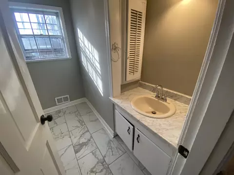 2069 E Raines Rd, Memphis, TN 38116 photo 10