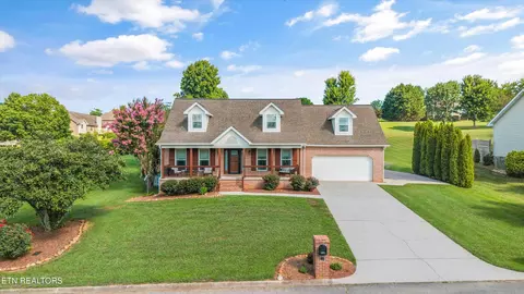 3621 Touchstone Dr, Maryville, TN 37801