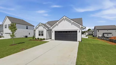 123 Millet St, Shelbyville, TN 37160