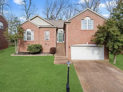 5137 Bay Overlook Dr, Hermitage, TN 37076