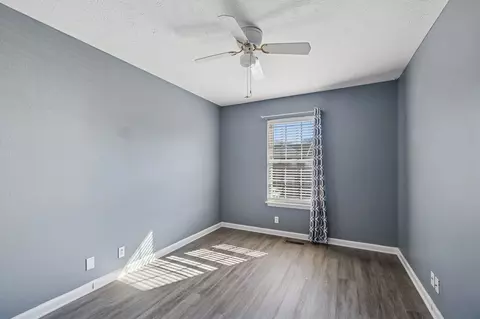 Bedroom - 306 Arapaho Dr, Murfreesboro, TN 37128 photo 2 of 4