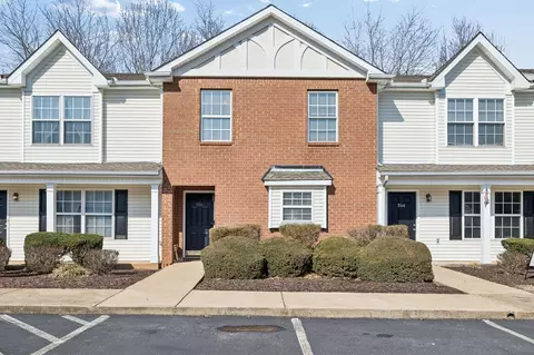 Exterior - 306 Arapaho Dr, Murfreesboro, TN 37128 photo 1 of 8