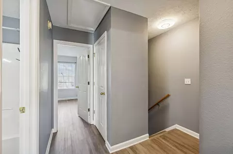 Entry Way - 306 Arapaho Dr, Murfreesboro, TN 37128 photo 3 of 4