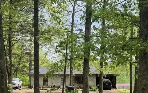 193 Whitaker St, Camden, TN 38320