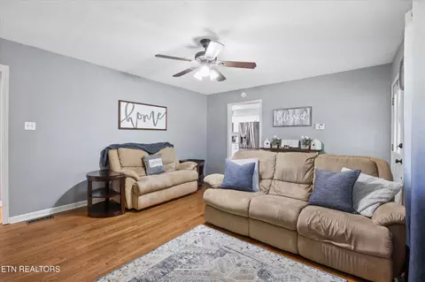 140 Ruth St, Corryton, TN 37721 photo 8