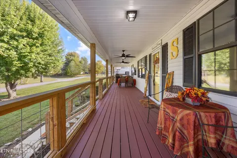 140 Ruth St, Corryton, TN 37721 photo 2
