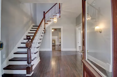 Entry Way - 389 Third St, Guthrie, KY 42234 photo 3 of 7