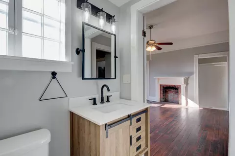 Bath - 389 Third St, Guthrie, KY 42234 photo 1 of 8