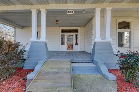 Exterior - 389 Third St, Guthrie, KY 42234 photo 5 of 14