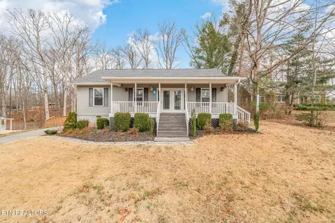 5500 Cedar Heights Rd, Knoxville, TN 37912