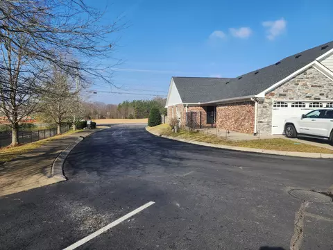 2360 Hwy 31w #101, White House, TN 37188