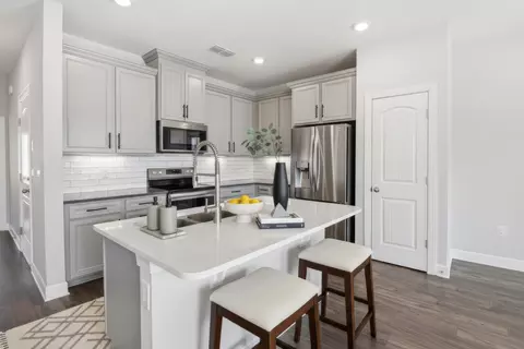 2221 Belle Creek Way, Nashville, TN 37221