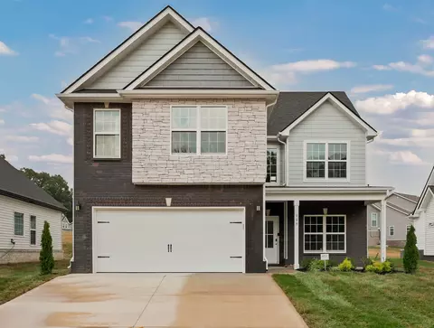 906 Inverness Ln, Clarksville, TN 37043