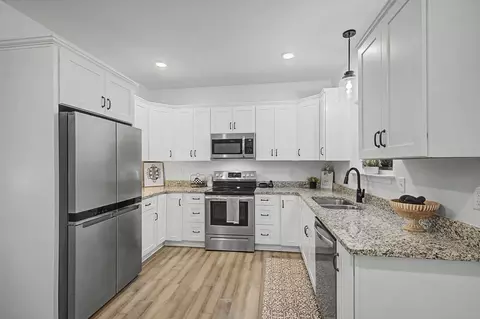 Kitchen - 732 Lucas Rd, Dickson, TN 37055 photo 2 of 2
