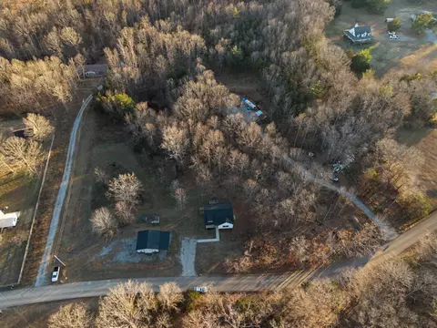 View/Area - 732 Lucas Rd, Dickson, TN 37055 photo 2 of 3