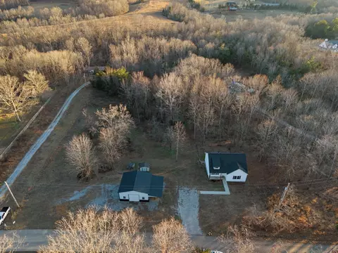 View/Area - 732 Lucas Rd, Dickson, TN 37055 photo 1 of 3