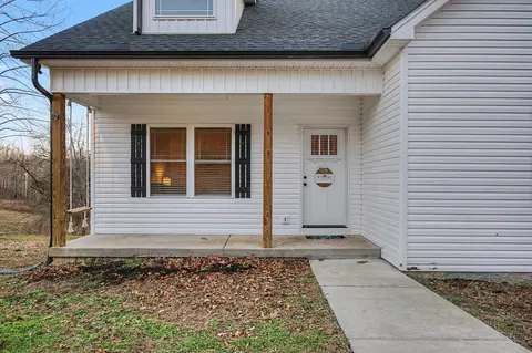 Exterior - 732 Lucas Rd, Dickson, TN 37055 photo 3 of 5