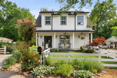 704 W End Cir, Franklin, TN 37064