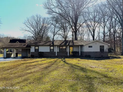 1660 E Boy Scout Rd, Hixson, TN 37343