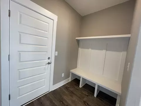 Entry Way - 2180 Barringer Ln, Murfreesboro, TN 37128 photo 1 of 3