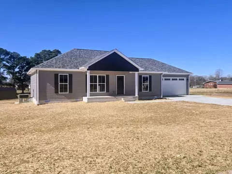 98 College Ct, Leoma, TN 38468
