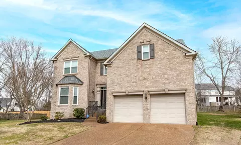 5100 Glencarron Dr, Nashville, TN 37220