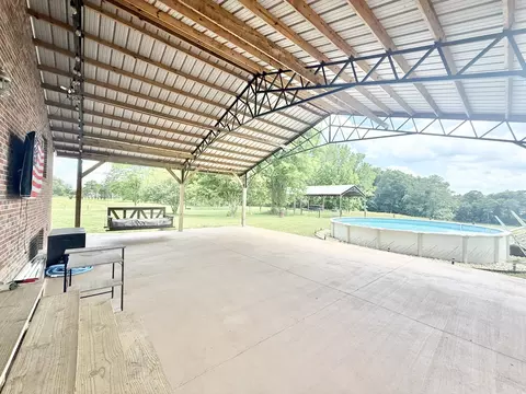 122 Mcintyre Rd, Iron City, TN 38463