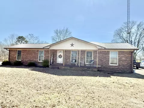 122 Mcintyre Rd, Iron City, TN 38463