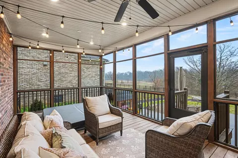 Exterior - 700 Beamon Dr, Franklin, TN 37064 photo 3 of 6