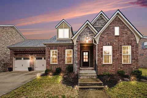 Exterior - 700 Beamon Dr, Franklin, TN 37064 photo 2 of 6